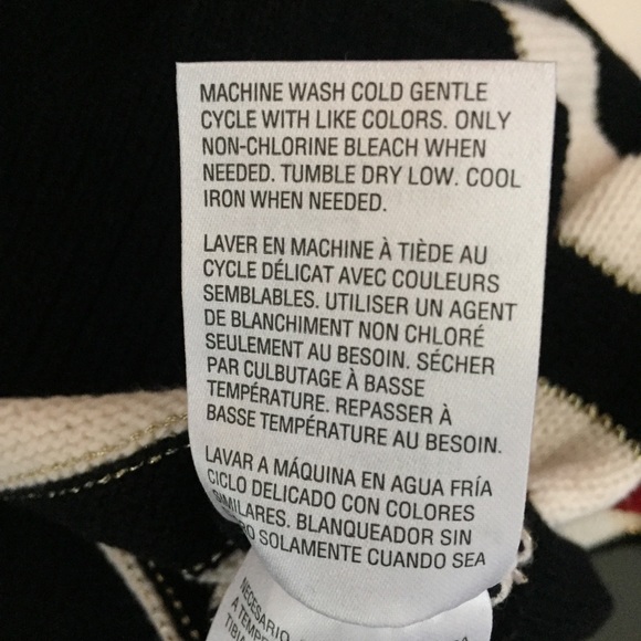 Women’s Nautical Style Sweater - Gold Lining (L) - Picture 7 of 7